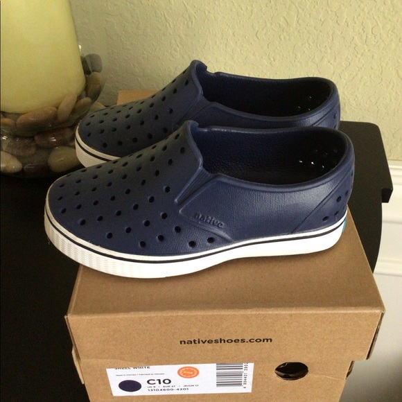 KIDS 😄 Native brand slip on shoes (blue) - Picture 7 of 15